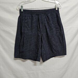 Lululemon Elastic Drawstring Waist Men Shorts Size M Black/Gray Unlined